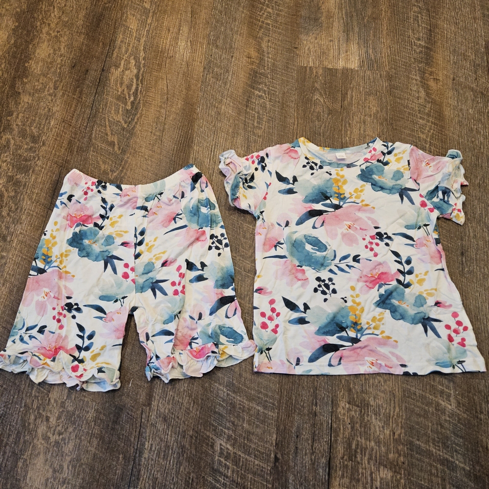 Floral Ruffle Sleeve Top and Shorts Set